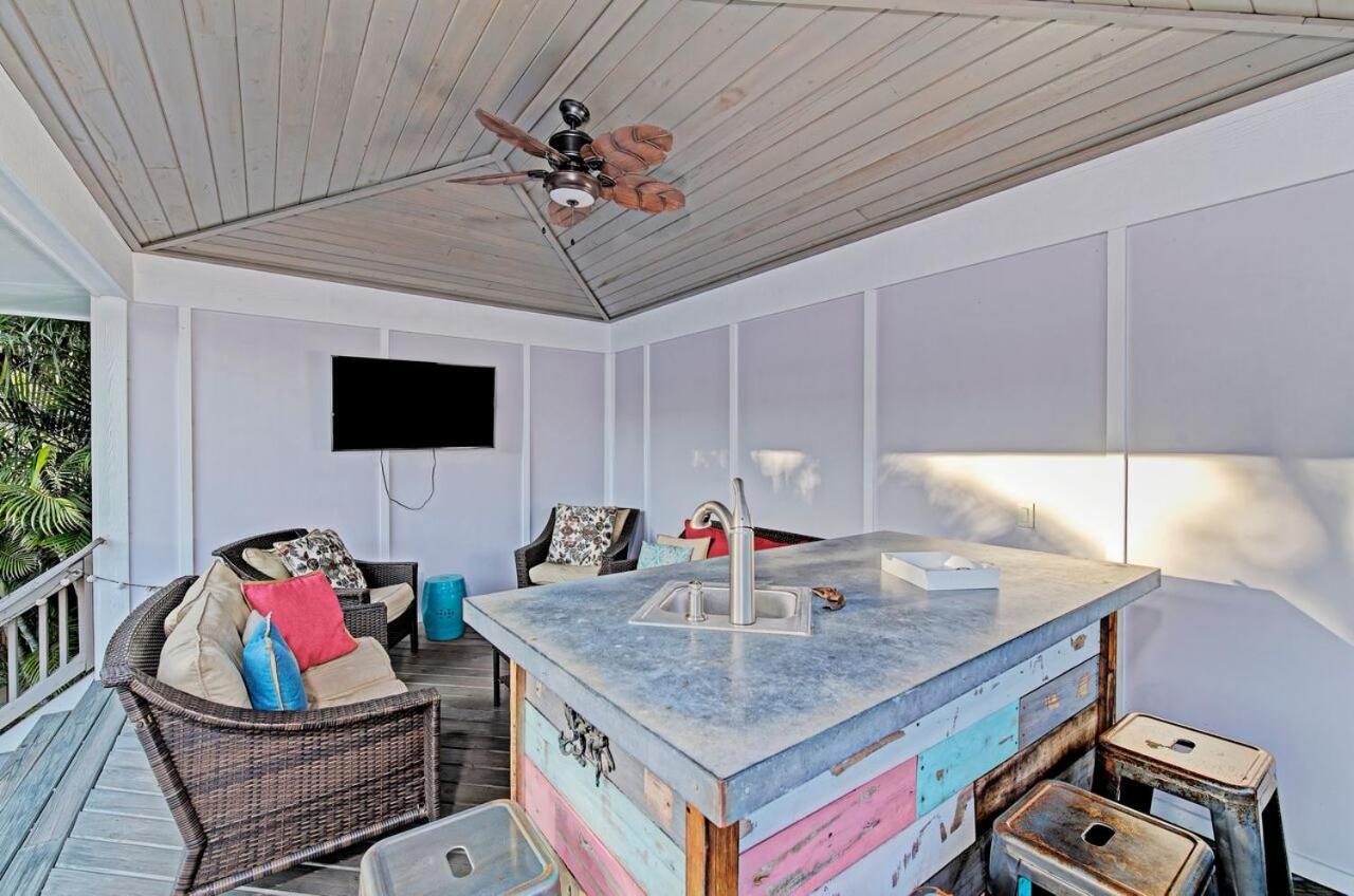 Mermaids Crossing By Beach Retreats Holmes Beach Exterior photo